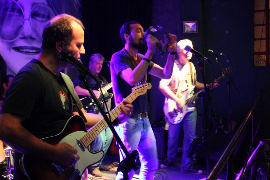 Indio Joe toca no Underground