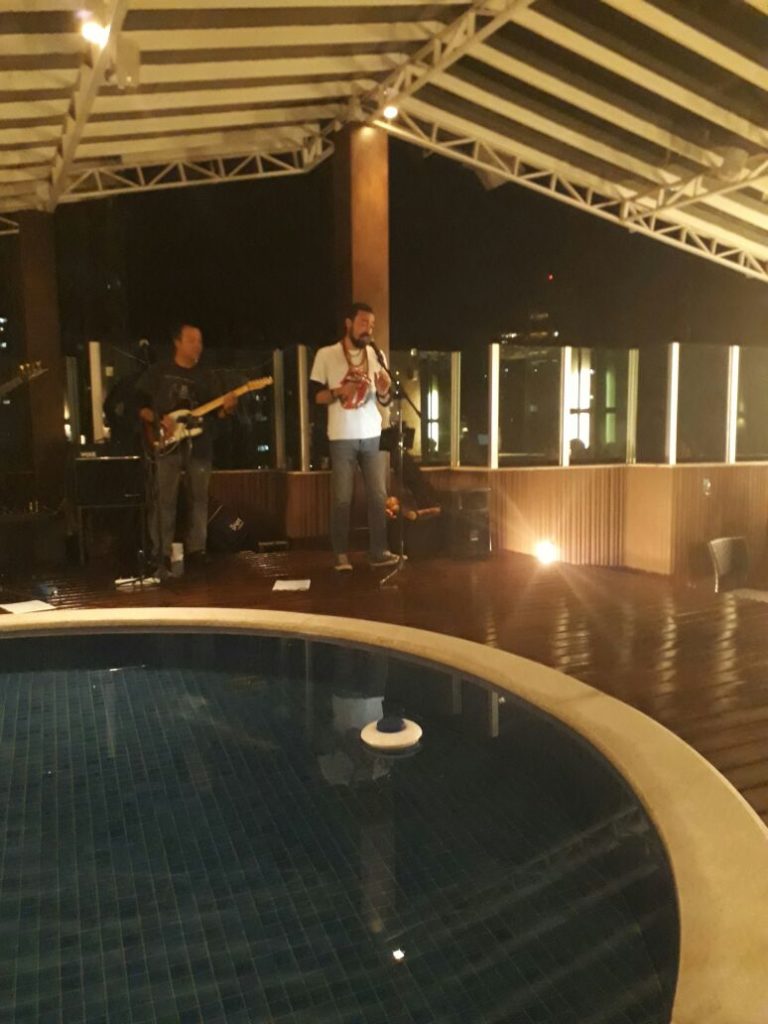 Indio Joe no aniversário do Matteo