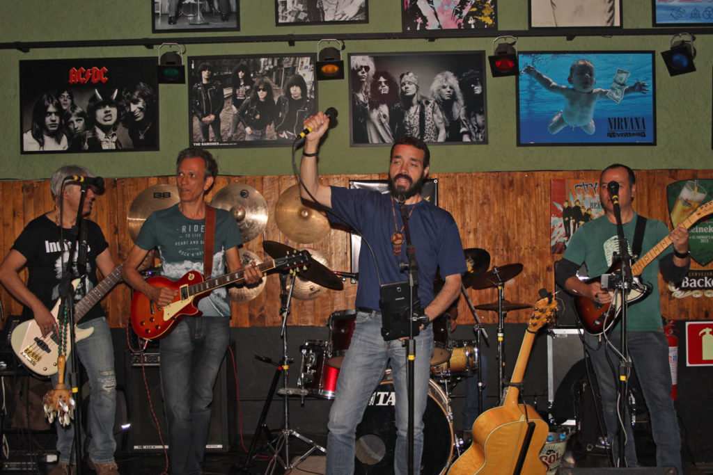 Indio Joe no Rockman Macacos