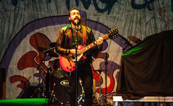 Indio Joe na festa do Camping Rock