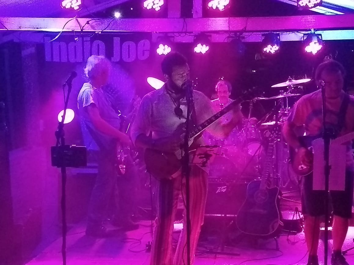 Indio Joe toca no Sitio Rock 2019