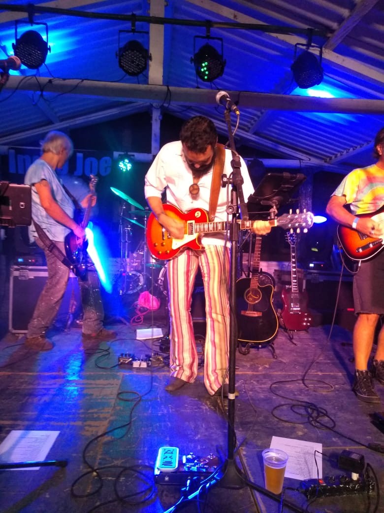 Indio Joe toca no Sitio Rock 2019
