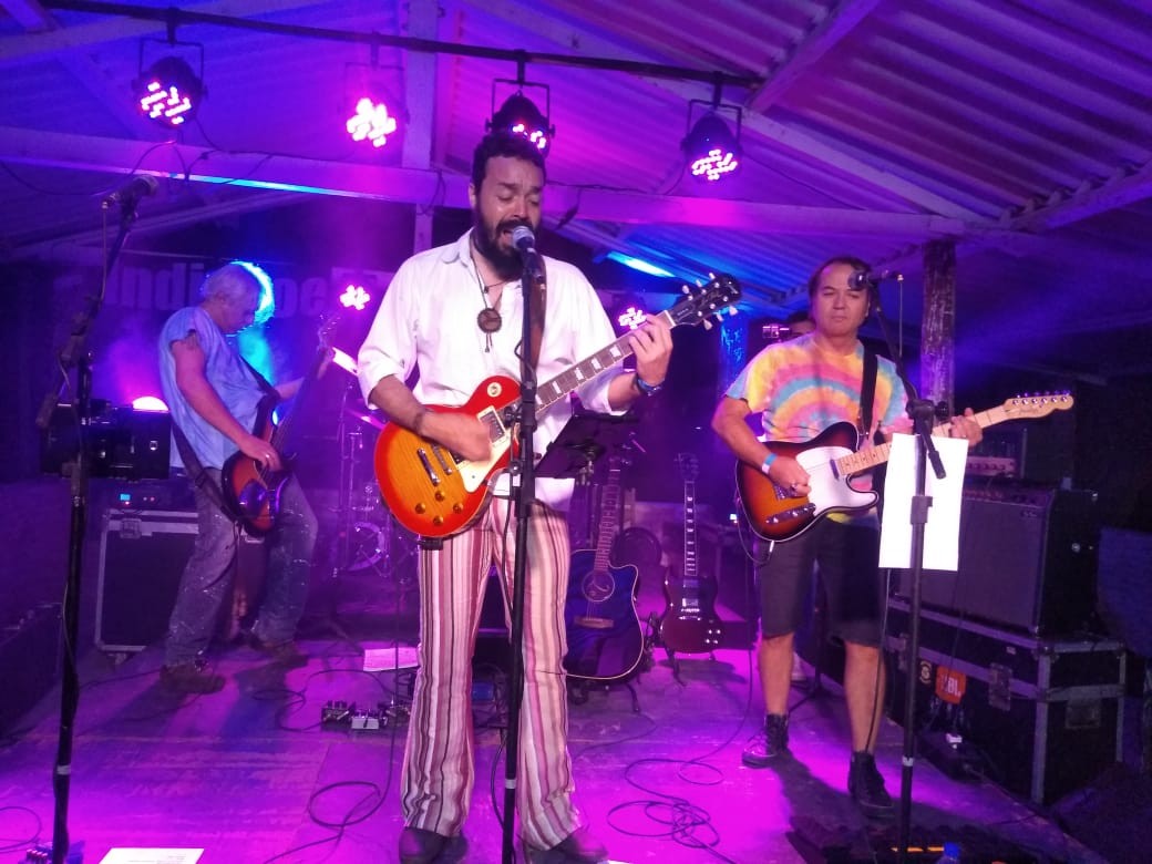 Indio Joe toca no Sitio Rock 2019