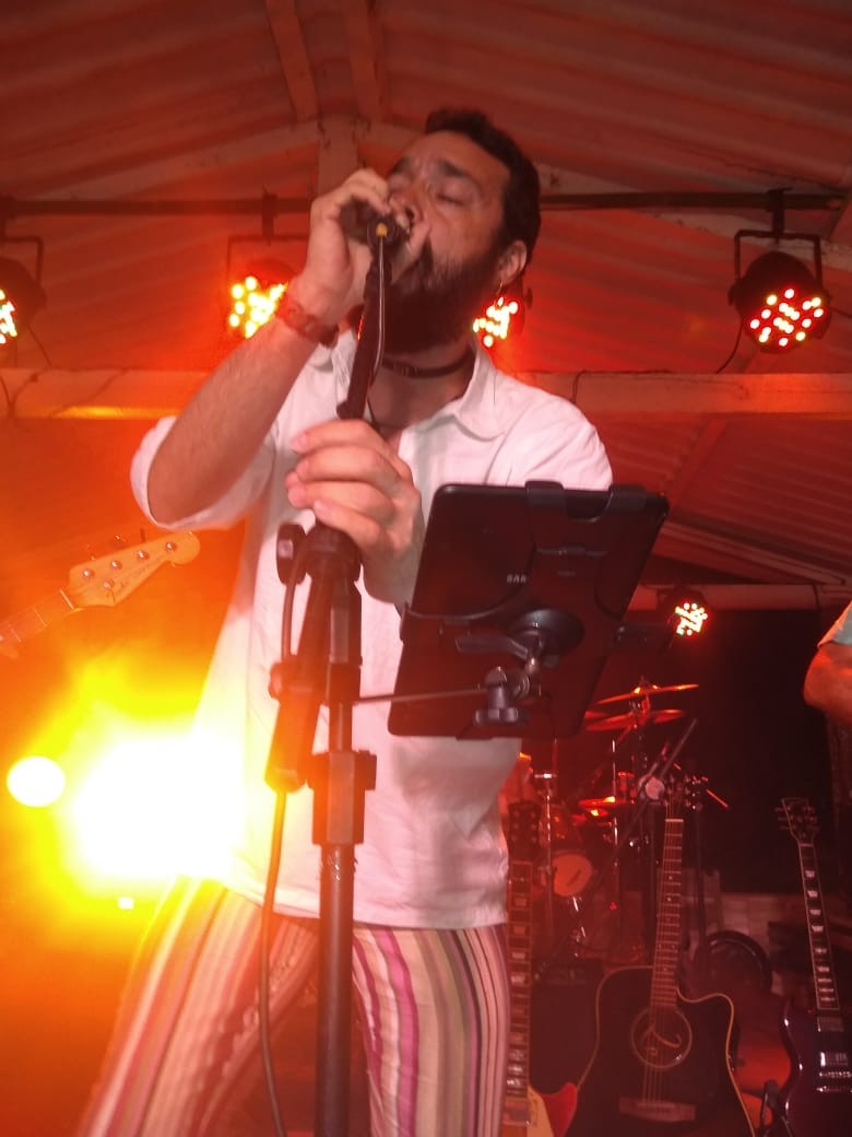 Indio Joe toca no Sitio Rock 2019