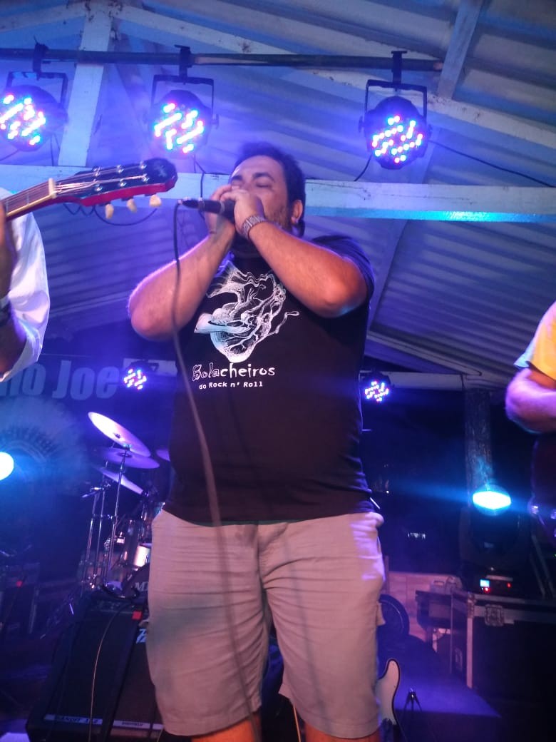 Indio Joe toca no Sitio Rock 2019