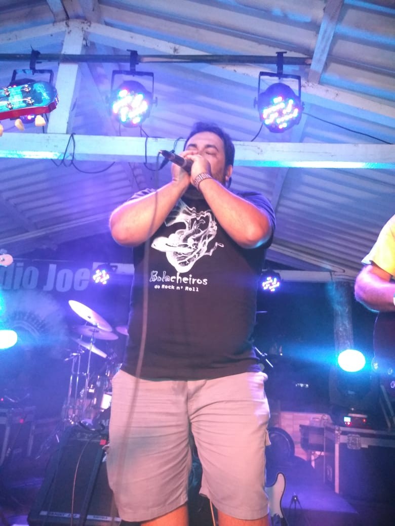 Indio Joe toca no Sitio Rock 2019